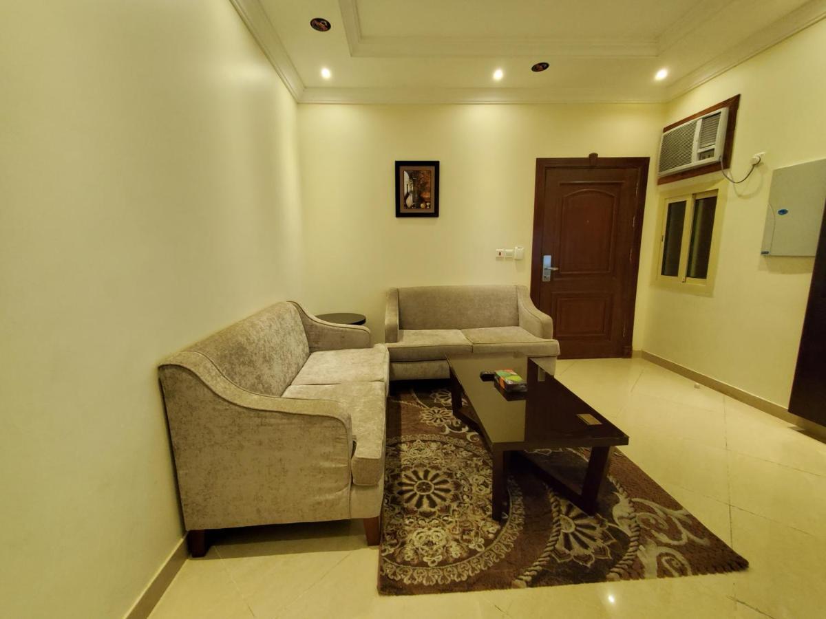 Quiet Dreams - Serviced Apartments Quarysh Branch Джедда Экстерьер фото